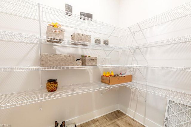 9157 Terroir LN, New Kent, VA 23124