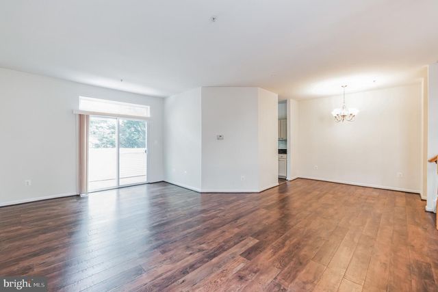 18011 ROYAL BONNET CIR, Montgomery Village, MD 20886