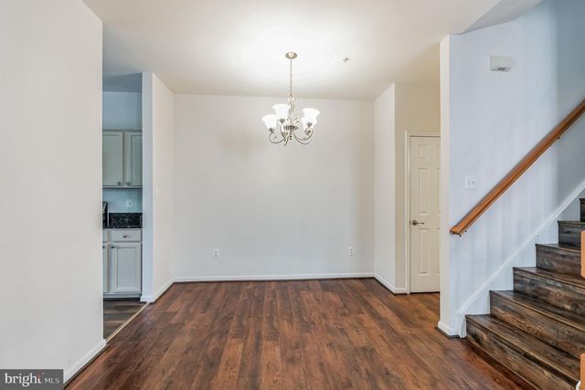 18011 ROYAL BONNET CIR, Montgomery Village, MD 20886