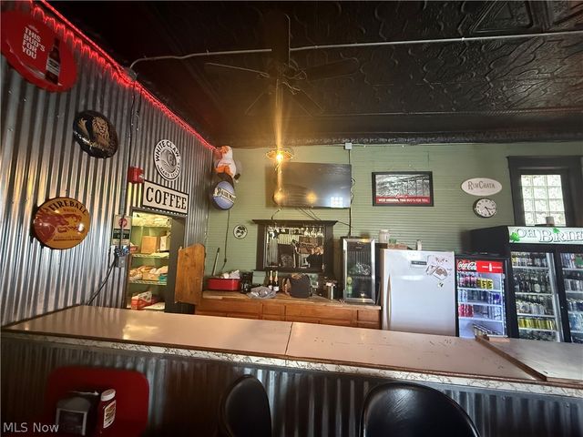 855 Main Street, Follansbee, WV 26037