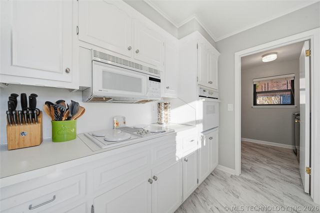 5405 S Xanthus Avenue, Tulsa, OK 74105