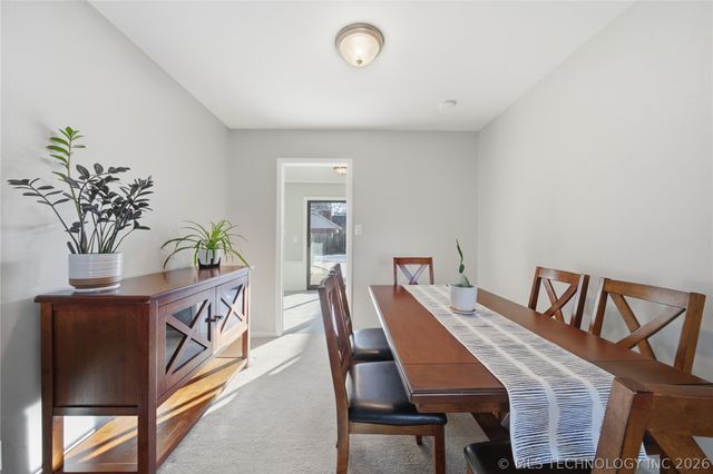 5405 S Xanthus Avenue, Tulsa, OK 74105