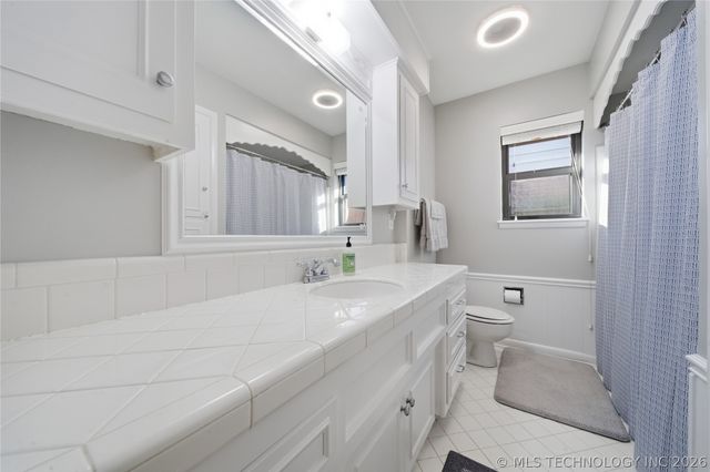 5405 S Xanthus Avenue, Tulsa, OK 74105