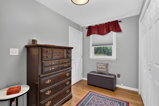 12 Clearwater Dr, Plymouth, MA 02360