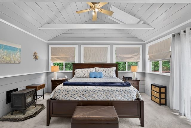 12 Clearwater Dr, Plymouth, MA 02360