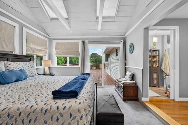 12 Clearwater Dr, Plymouth, MA 02360