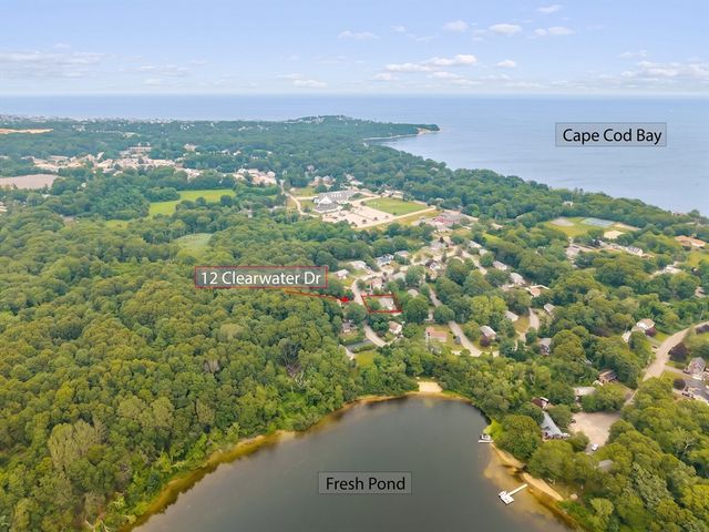 12 Clearwater Dr, Plymouth, MA 02360