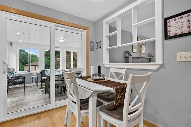 12 Clearwater Dr, Plymouth, MA 02360