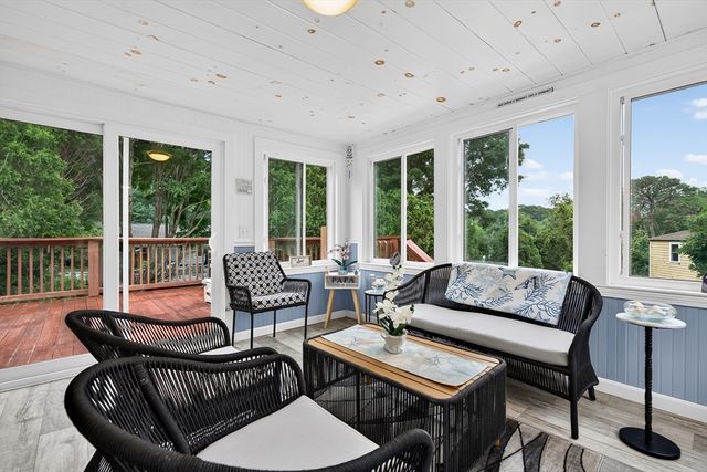 12 Clearwater Dr, Plymouth, MA 02360