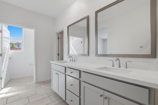 1113 Tributary Way, Olivehurst, CA 95961