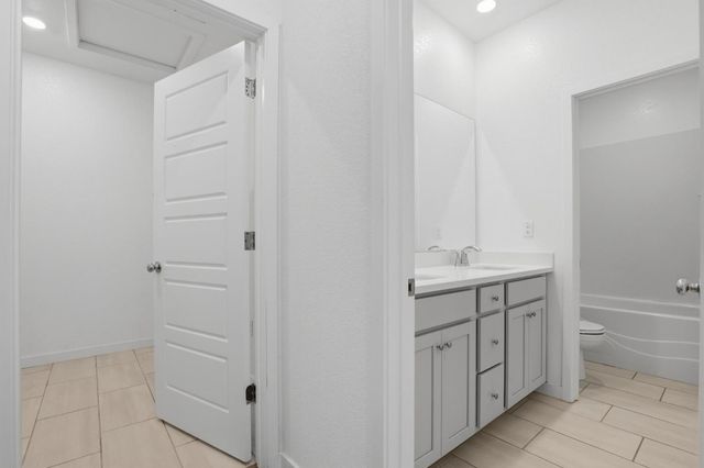 1113 Tributary Way, Olivehurst, CA 95961