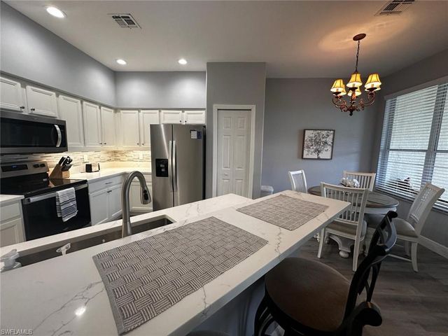 9240 Bayberry BEND 103, Fort Myers, FL 33908