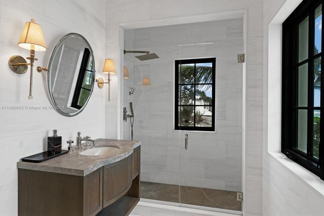 105+115 Ocean Blvd, Golden Beach, FL 33160