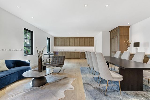 105+115 Ocean Blvd, Golden Beach, FL 33160