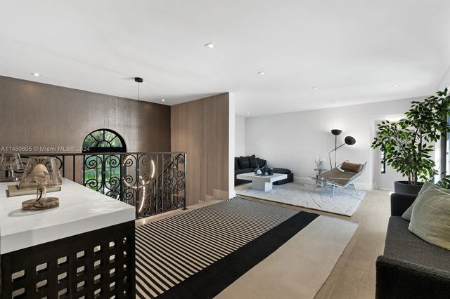 105+115 Ocean Blvd, Golden Beach, FL 33160