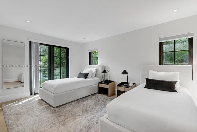 105+115 Ocean Blvd, Golden Beach, FL 33160