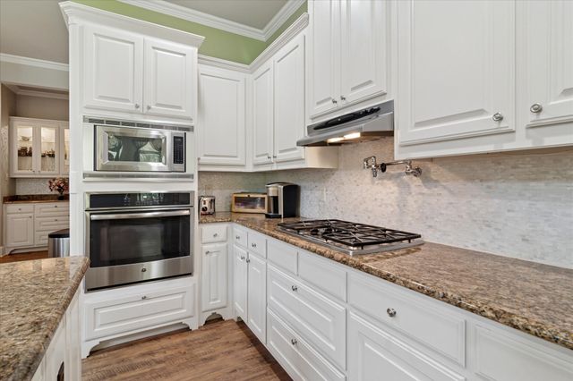 2202 Southern Oaks Drive, Cedar Hill, TX 75104