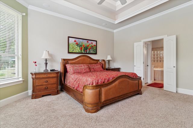 2202 Southern Oaks Drive, Cedar Hill, TX 75104
