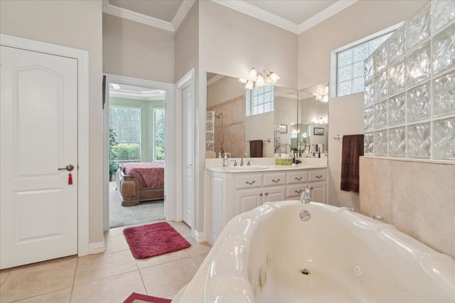 2202 Southern Oaks Drive, Cedar Hill, TX 75104