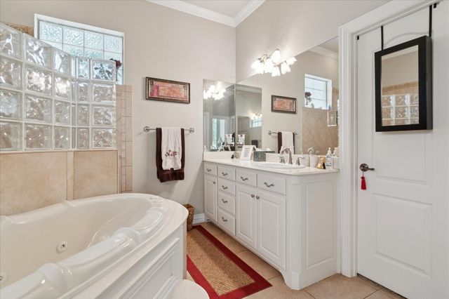 2202 Southern Oaks Drive, Cedar Hill, TX 75104