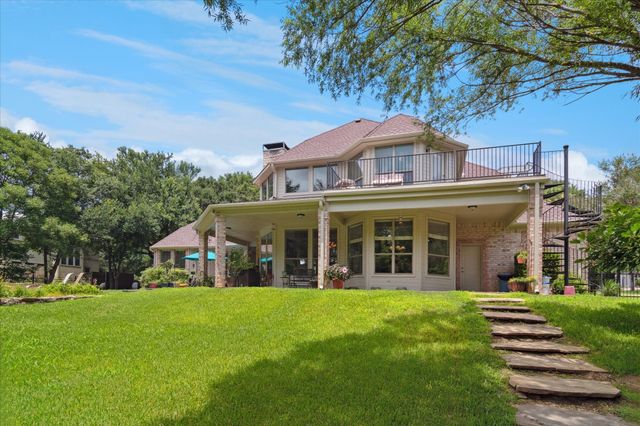 2202 Southern Oaks Drive, Cedar Hill, TX 75104
