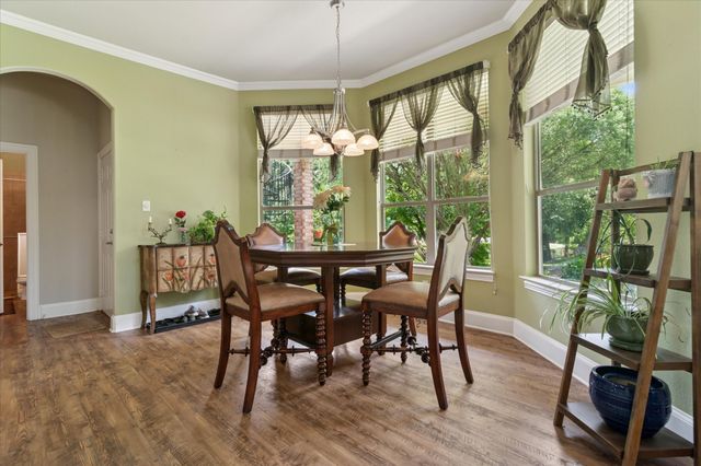 2202 Southern Oaks Drive, Cedar Hill, TX 75104