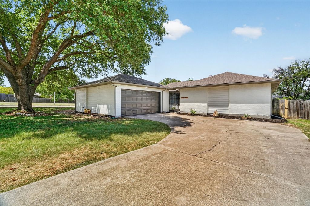 10144 Bugle Drive, Fort Worth, TX 76108