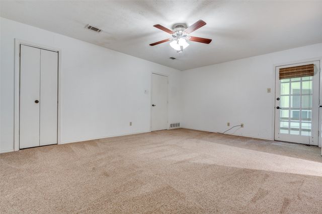 331 Swan Ridge Drive, Duncanville, TX 75137