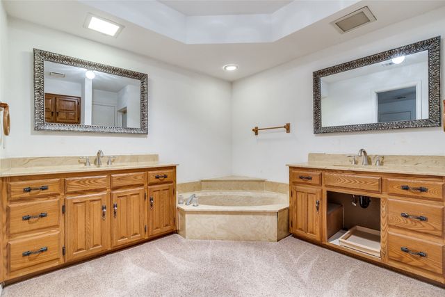 331 Swan Ridge Drive, Duncanville, TX 75137