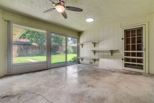 331 Swan Ridge Drive, Duncanville, TX 75137