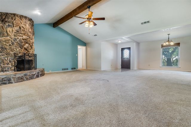 331 Swan Ridge Drive, Duncanville, TX 75137