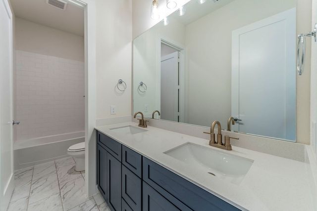 1305 Green Ridge Drive, Weatherford, TX 76085