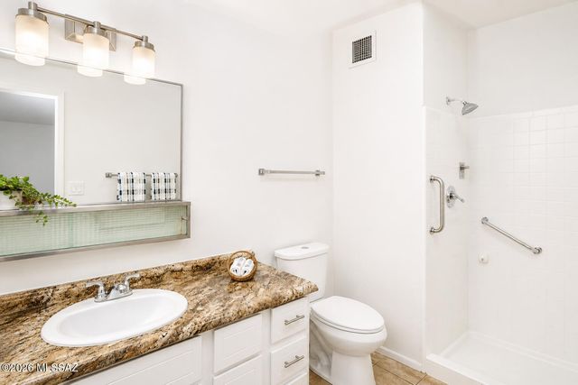 1650 W Placita Barranca, Tucson, AZ 85704