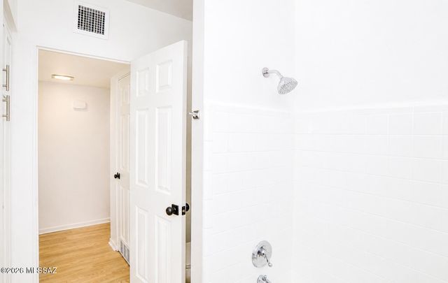 1650 W Placita Barranca, Tucson, AZ 85704