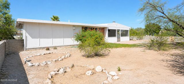 1650 W Placita Barranca, Tucson, AZ 85704