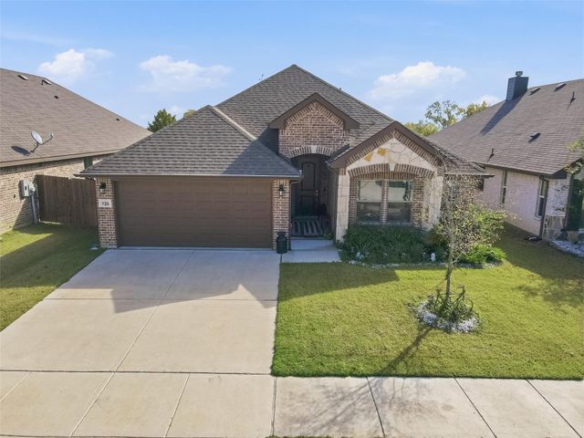 725 Sandy Chip Trail, Fort Worth, TX 76108