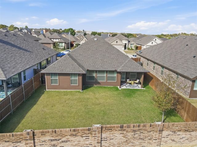 725 Sandy Chip Trail, Fort Worth, TX 76108