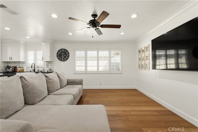 1143 E Juanita Avenue, Glendora, CA 91740