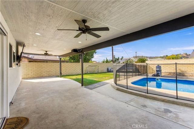 1143 E Juanita Avenue, Glendora, CA 91740