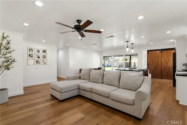 1143 E Juanita Avenue, Glendora, CA 91740