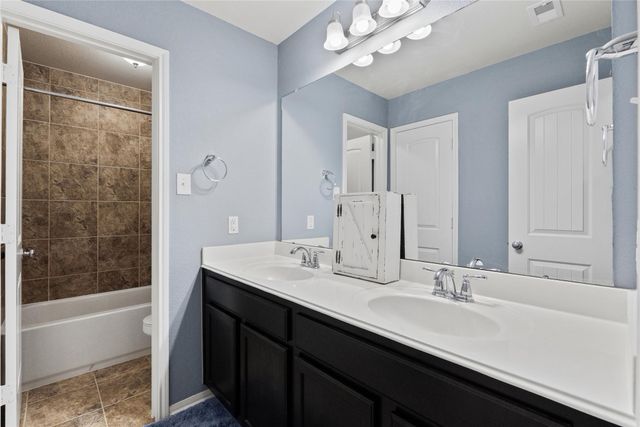 4224 Walnut Bend Drive, Friendswood, TX 77546