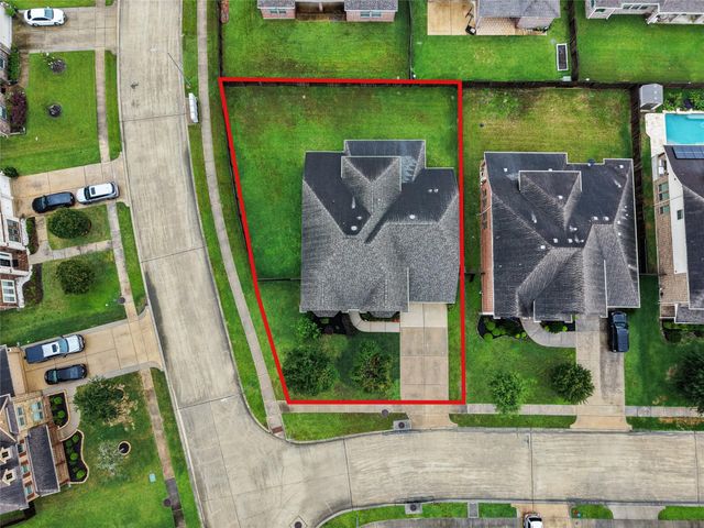 4224 Walnut Bend Drive, Friendswood, TX 77546