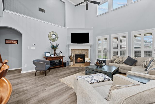 4224 Walnut Bend Drive, Friendswood, TX 77546