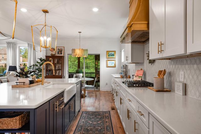 6917 Fence Post Ln, College Grove, TN 37046