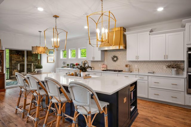 6917 Fence Post Ln, College Grove, TN 37046