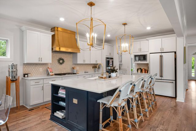 6917 Fence Post Ln, College Grove, TN 37046