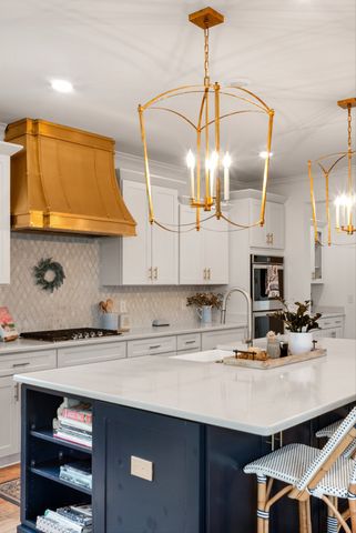 6917 Fence Post Ln, College Grove, TN 37046