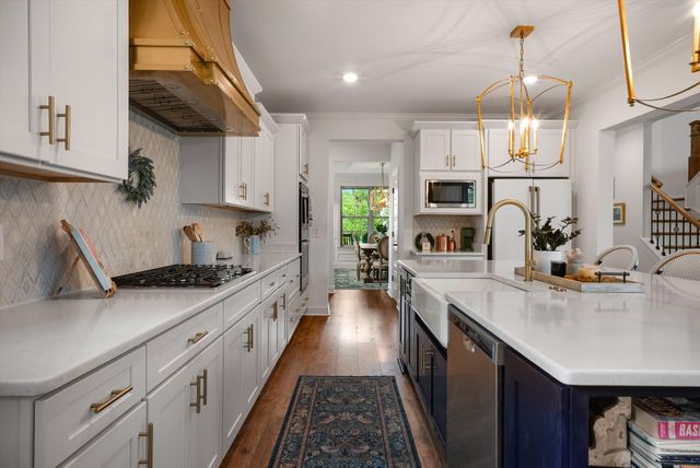 6917 Fence Post Ln, College Grove, TN 37046