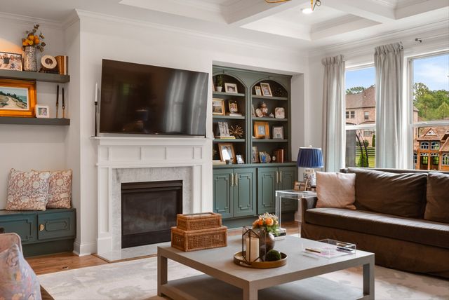 6917 Fence Post Ln, College Grove, TN 37046