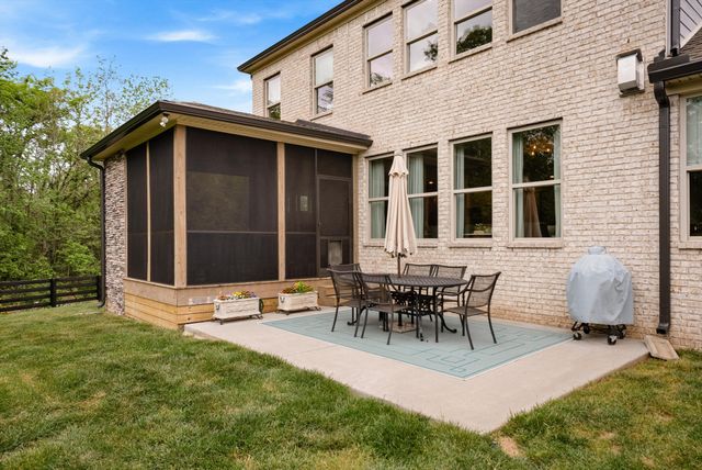 6917 Fence Post Ln, College Grove, TN 37046